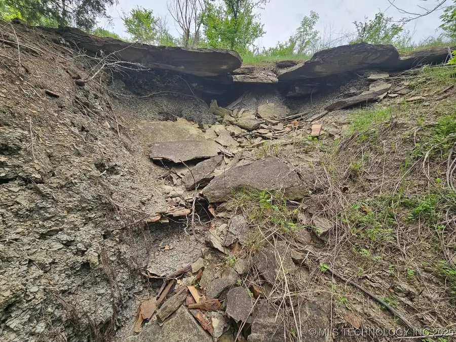 24 Holly Road, Henryetta, OK 74437 - Image #3