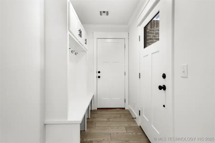 107 S Coo-y-yah Street, Pryor, OK 74361 - Image #3