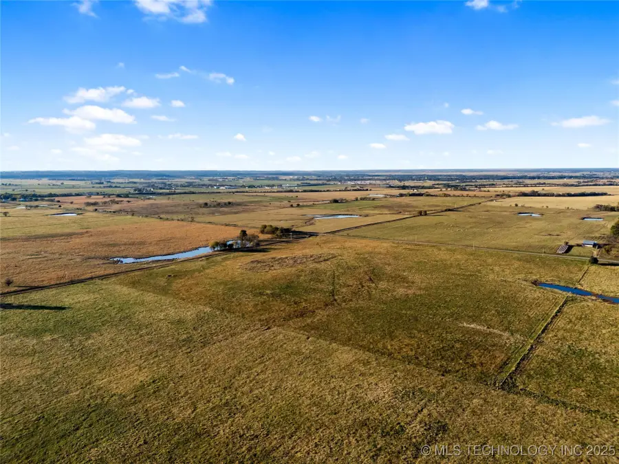 10 E 330 Road, Big Cabin, OK 74332 - Image #3