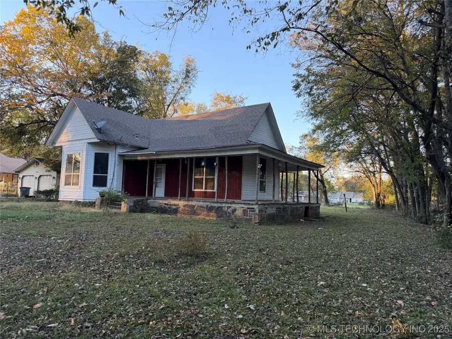 921 E Church Street, Wagoner, OK 74467 - Image #2