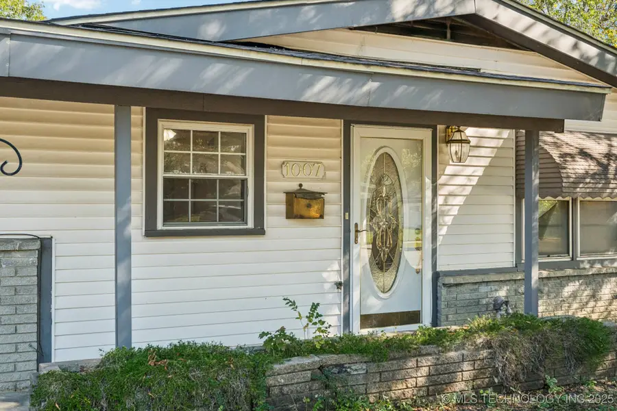 1007 N Cedar Street, Owasso, OK 74055 - Image #2