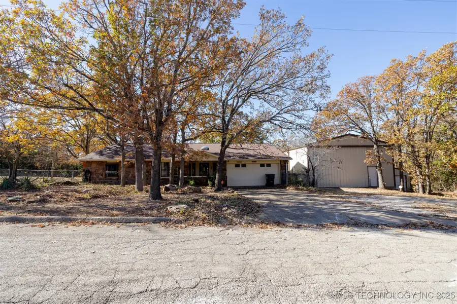 1380 N Lakeview Avenue, Mannford, OK 74044 - Image #2