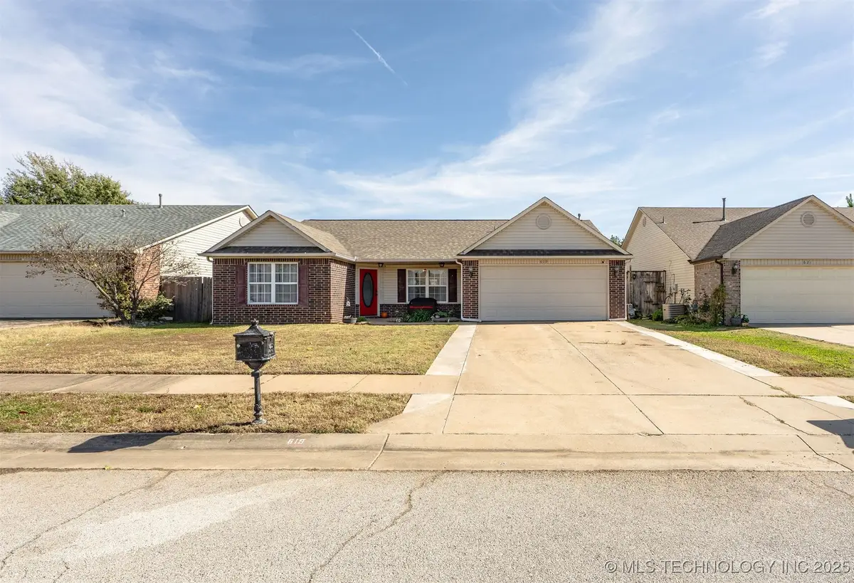 619 S Seminole Street, Skiatook, OK 74070 - Image #1