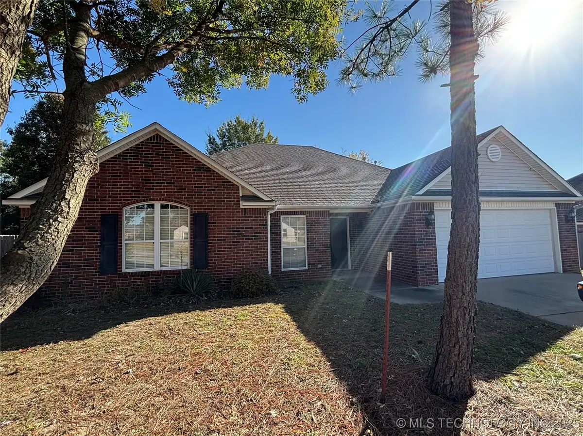 1920 Richmond Drive, Bartlesville, OK 74006 - Image #1