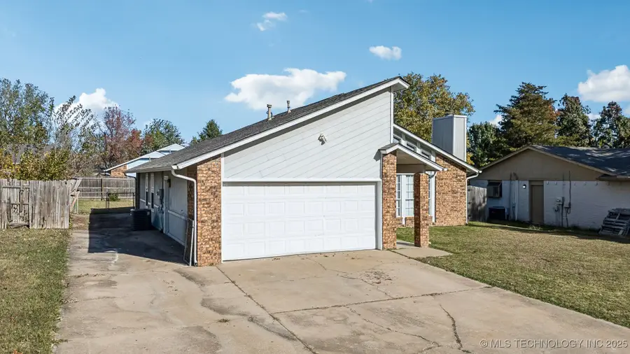 467 W 147th Place S, Glenpool, OK 74033 - Image #2