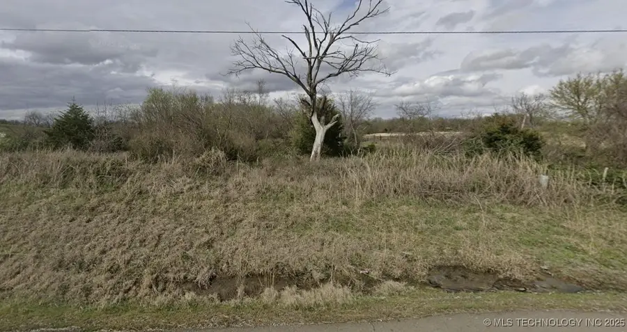 W 103rd Street S, Wainwright, OK 74468 - Image #3