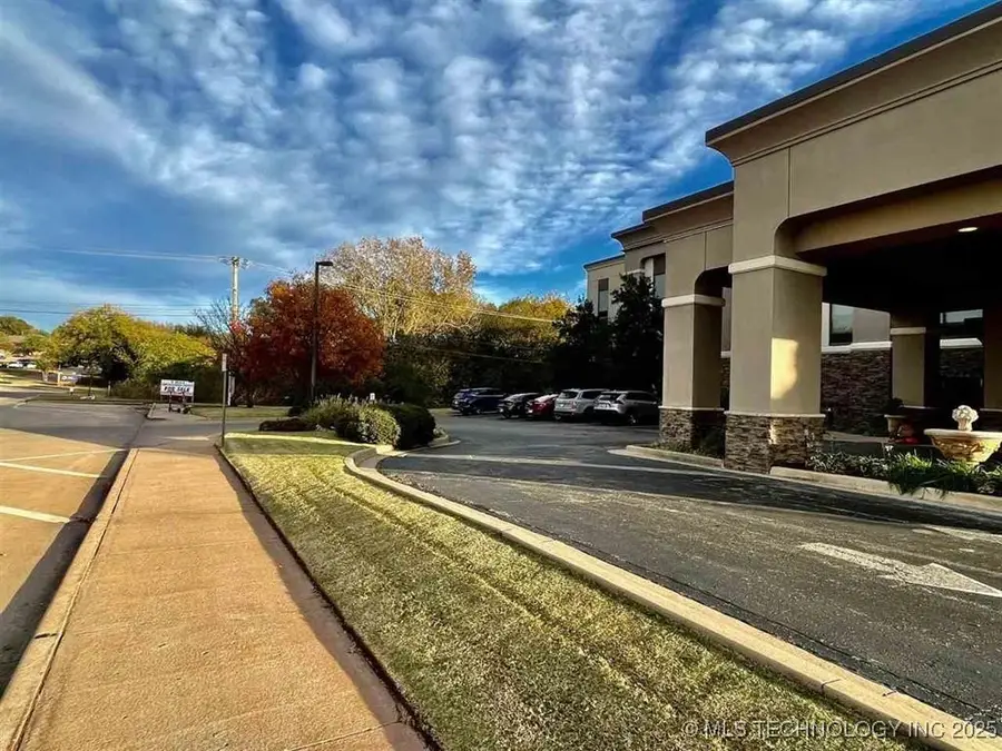 717 E Hall Of Fame Avenue, Stillwater, OK 74075 - Image #3