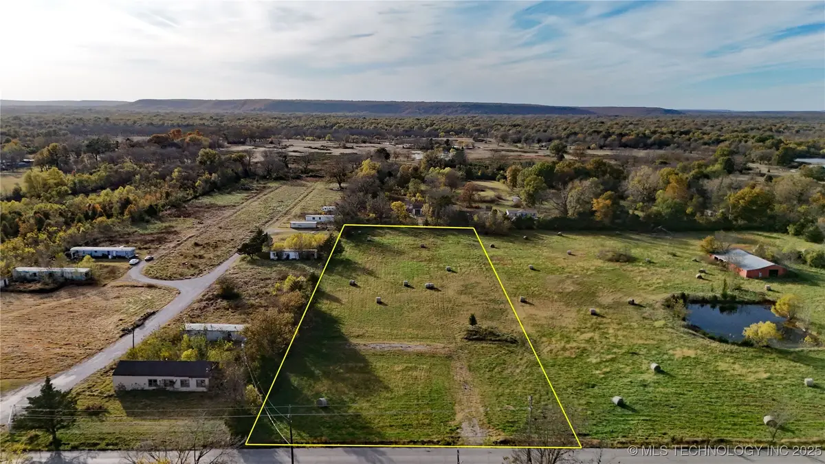 1026 N Kern Street, Okmulgee, OK 74447 - Image #1