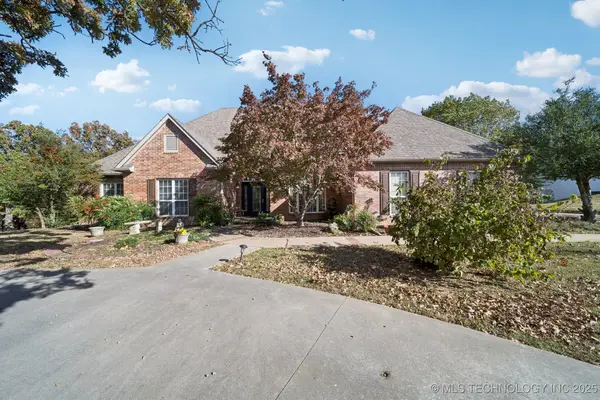 13011 S 14th Place, Jenks, OK 74037