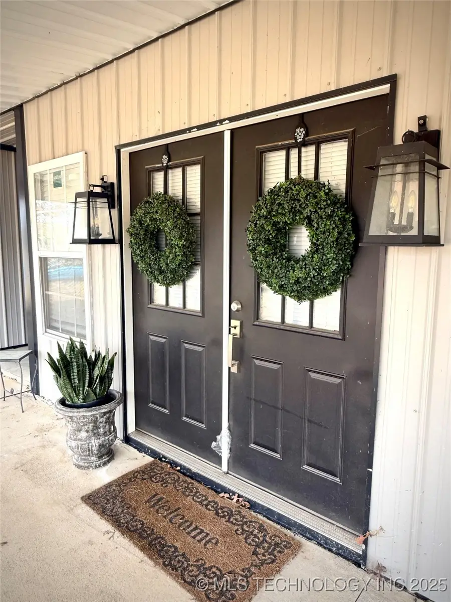 10352 Fig Road, Henryetta, OK 74437 - Image #2