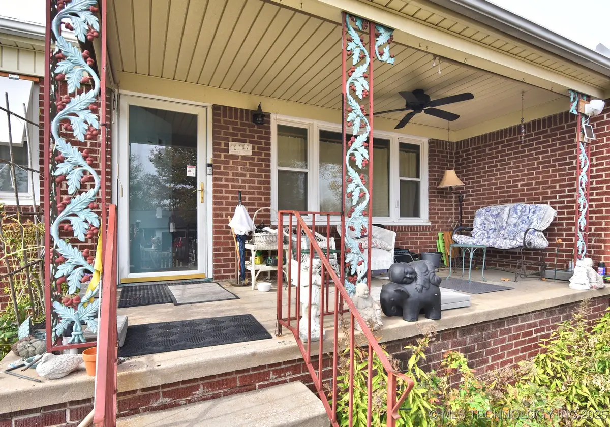 564 S Sandusky Avenue, Tulsa, OK 74112 - Image #1