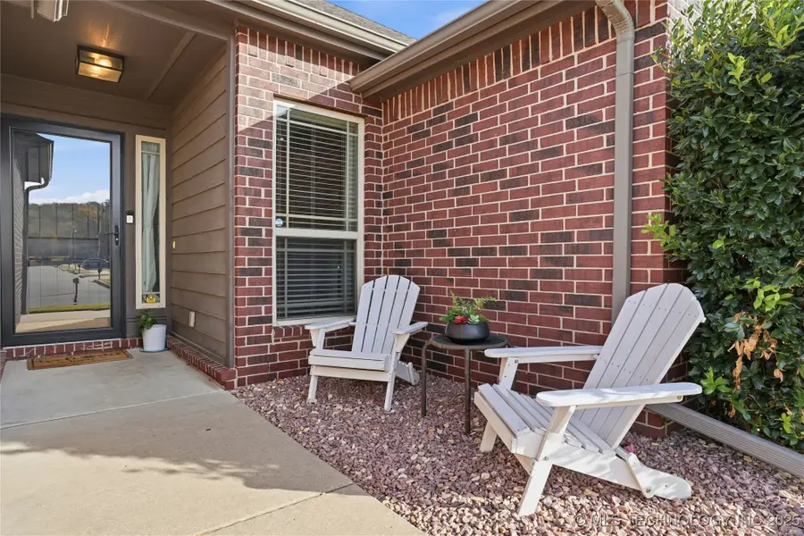 2921 N 1st Street, Broken Arrow, OK 74012 - Image #2