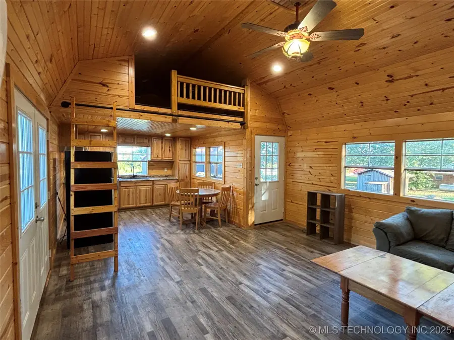 1296 Church Road, Silo, OK 74701 - Image #3