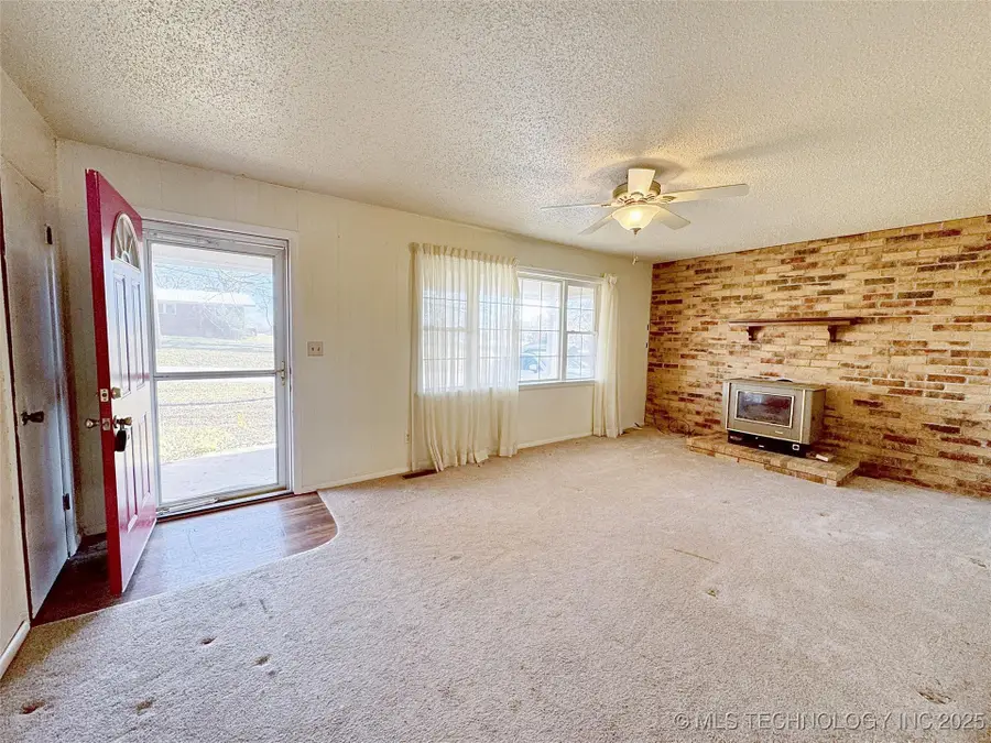 613 S Rodgers Street, Vian, OK 74962 - Image #2