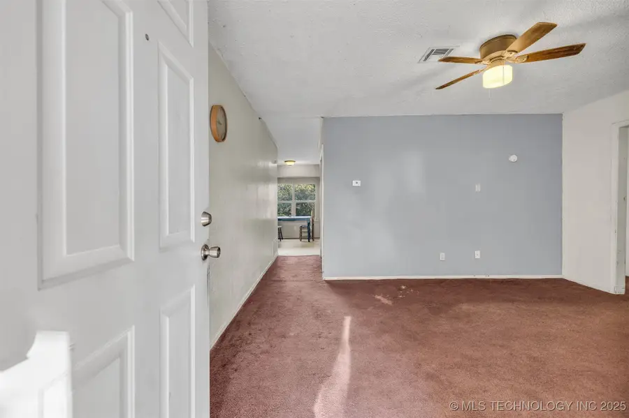 571 W 149th Place, Glenpool, OK 74033 - Image #2