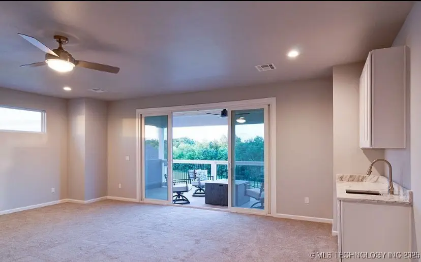 17243 S 21st East Avenue, Mounds, OK 74047 - Image #2