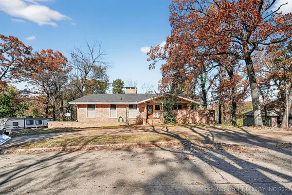 1808 Skyline Place, Bartlesville, OK 74006