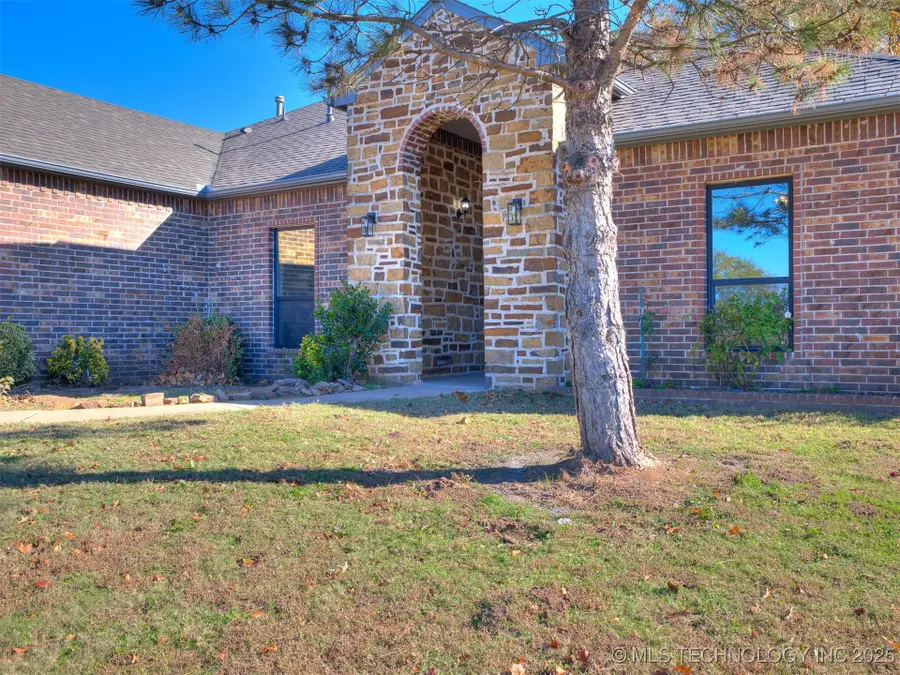 9225 S 258th East Avenue, Broken Arrow, OK 74014 - Image #2