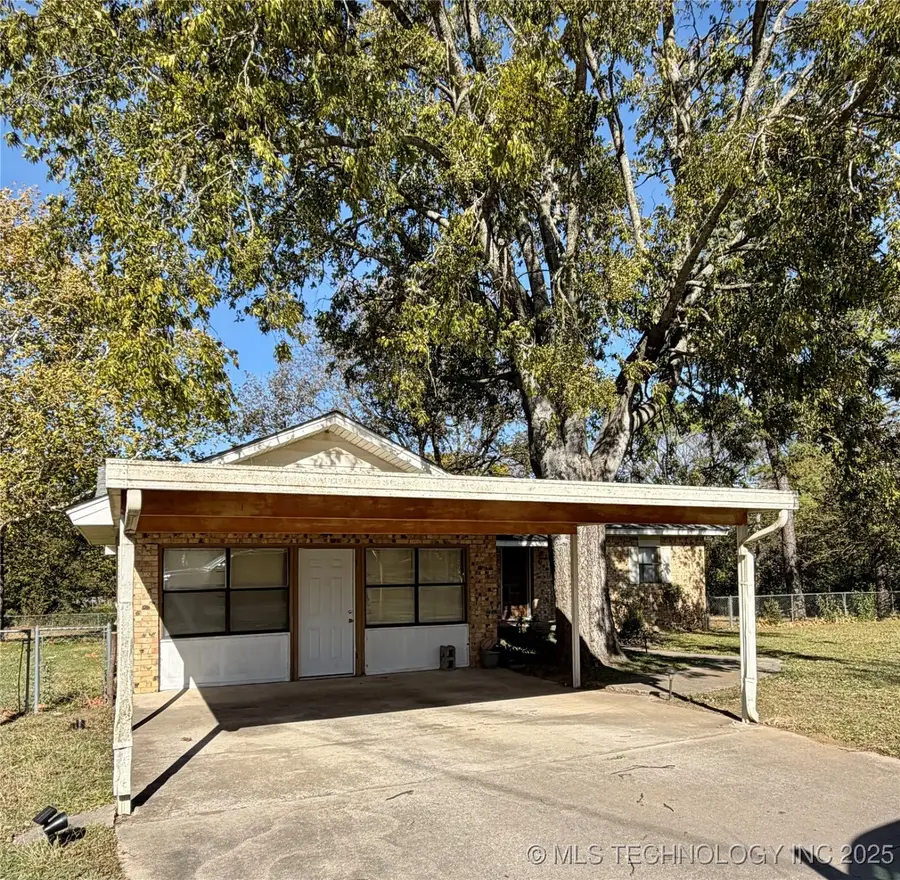 402 S Cowley Avenue, Coalgate, OK 74538 - Image #3