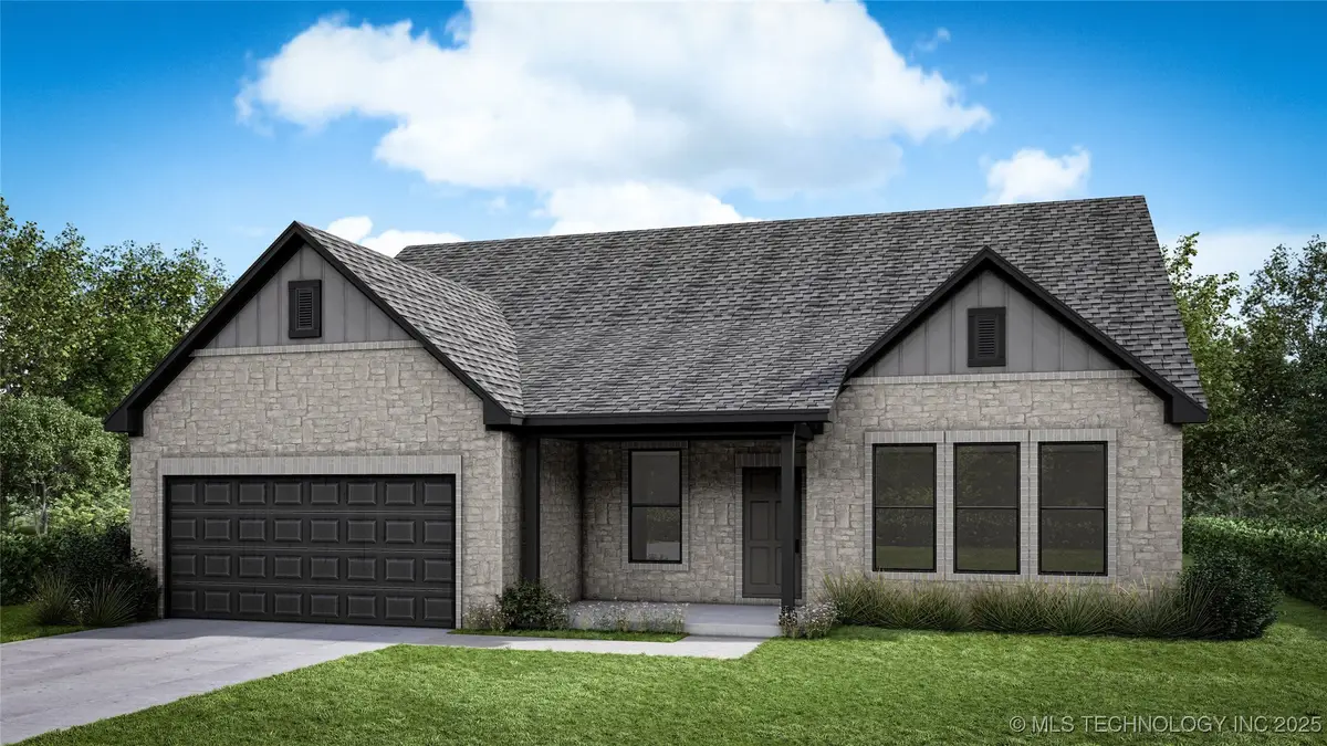 4924 N Walnut Avenue, Broken Arrow, OK 74014 - Image #1