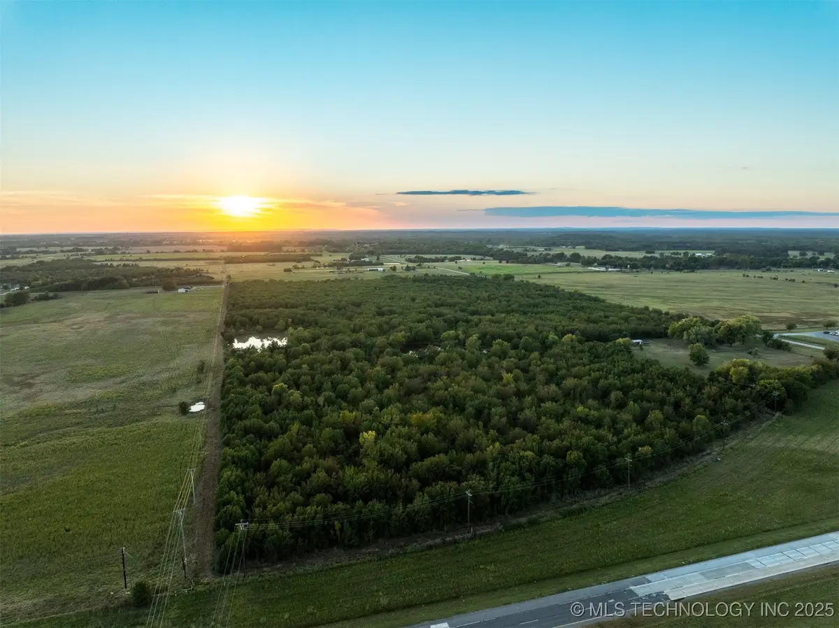 7 W 90th Street N, Porter, OK 74454 - Image #1