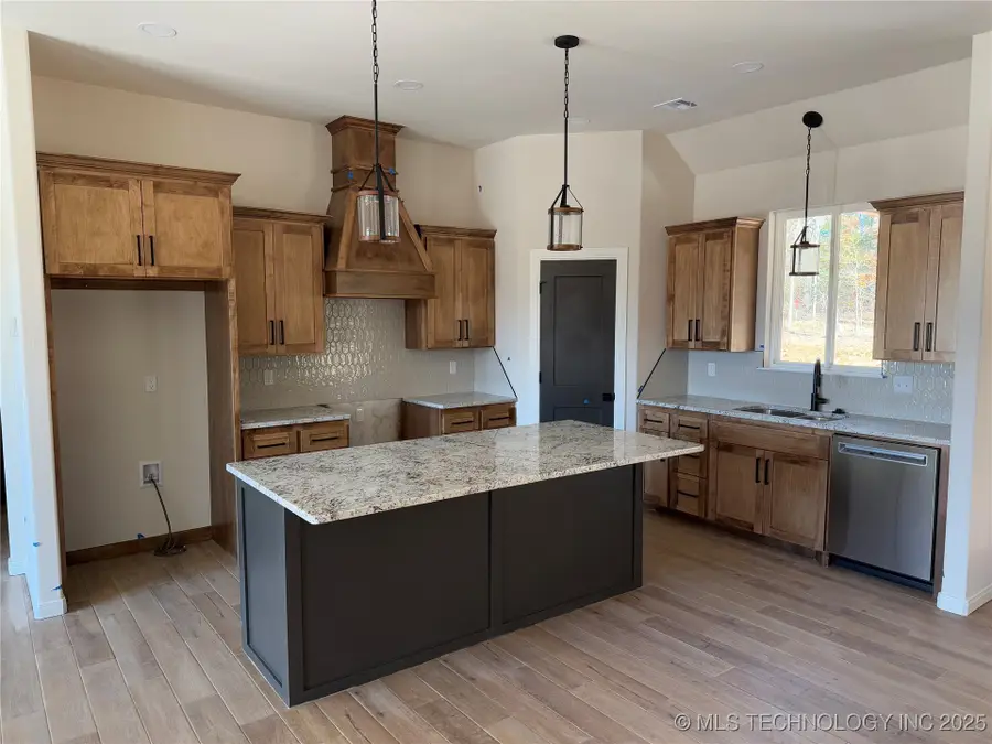 1170 Green Turtle Circle, Ada, OK 74820 - Image #2