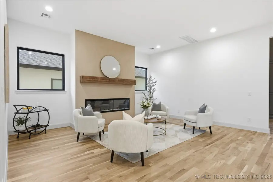 11903 S Vandalia Avenue, Tulsa, OK 74137 - Image #2