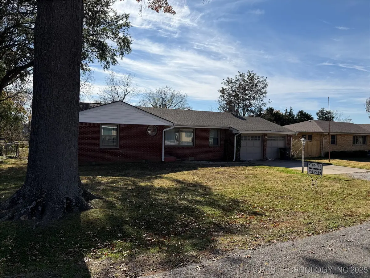 3301 Harvey Road, Bartlesville, OK 74006 - Image #1