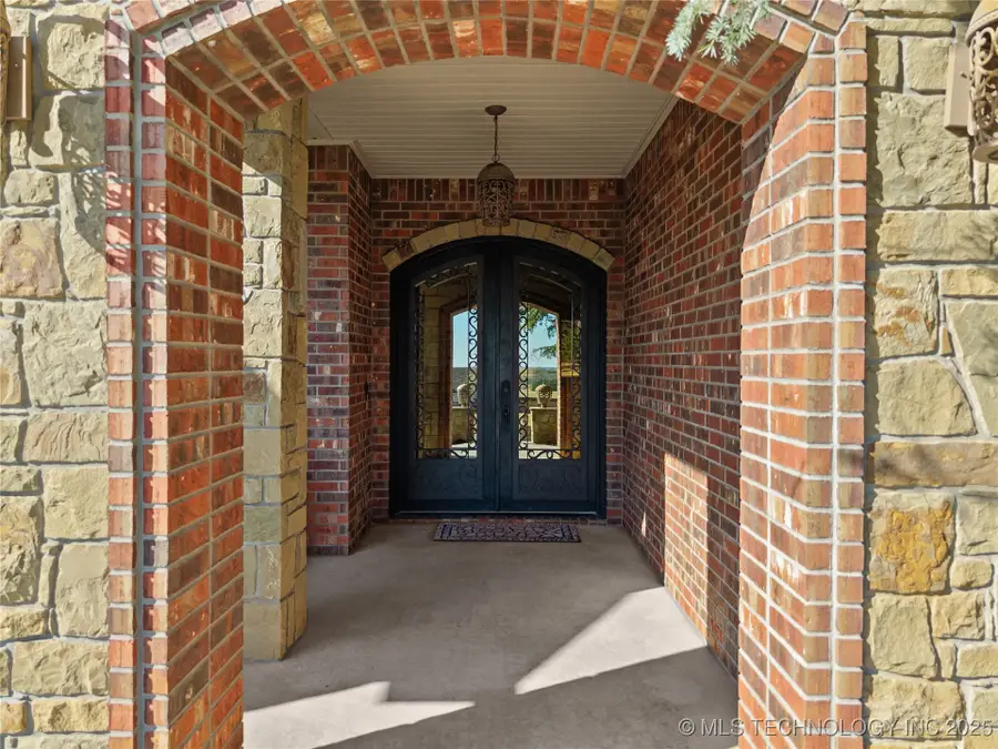 579 Chateau Bend, Ardmore, OK 73401 - Image #3