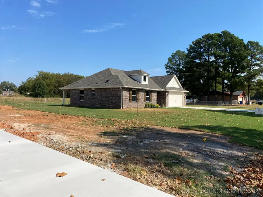 408 NW 7th Street, Wagoner, OK 74467 - Image #3