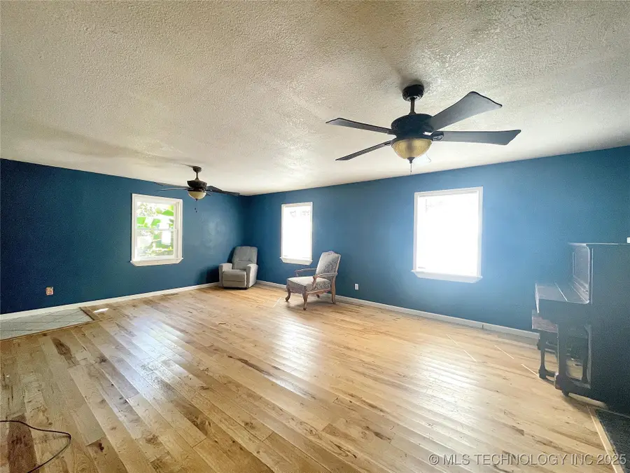 702 Wilson Avenue, Tahlequah, OK 74464 - Image #2