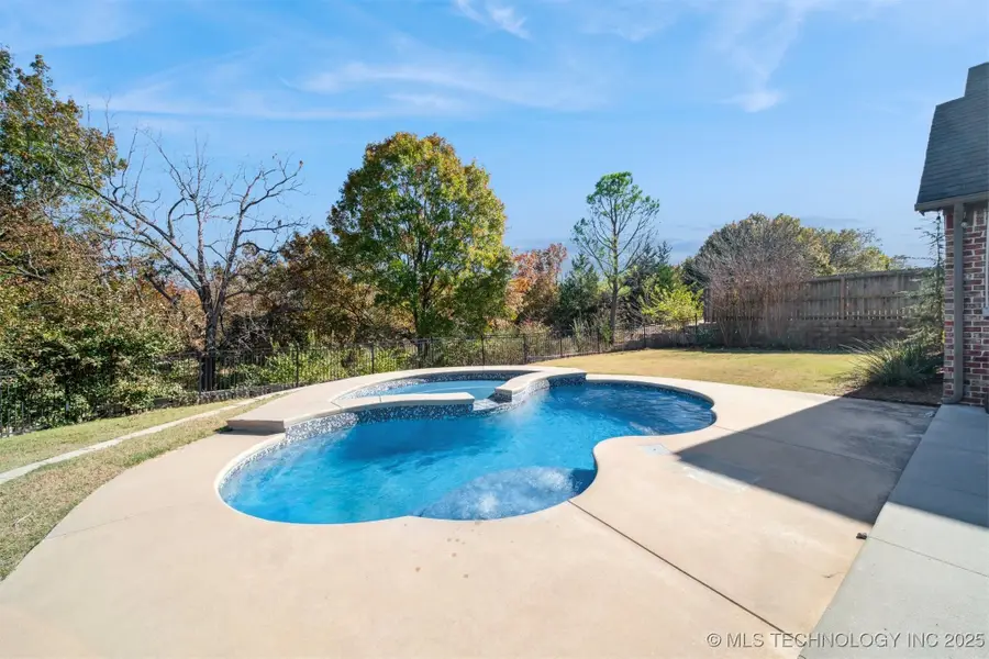 1108 Magnolia Drive, Ada, OK 74820 - Image #3