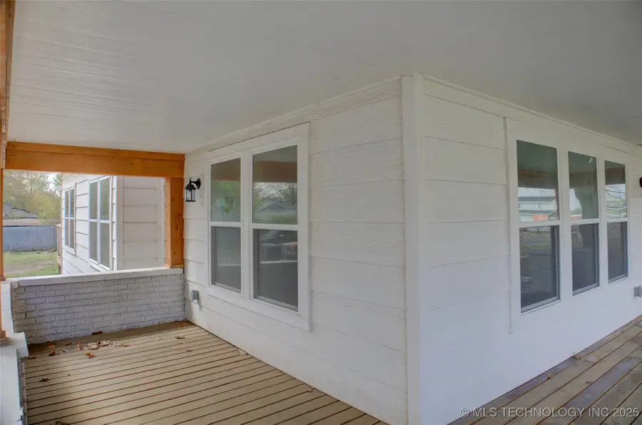 1106 E 6th Street, Okmulgee, OK 74447 - Image #3
