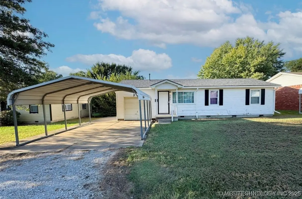 305 E Elm Street, Skiatook, OK 74070 - Image #1