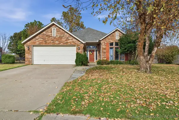 911 N Butternut Court, Broken Arrow, OK 74012