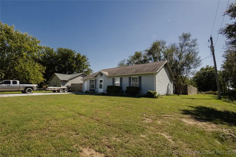 213 E Sunday Avenue, Oologah, OK 74053 - Image #2