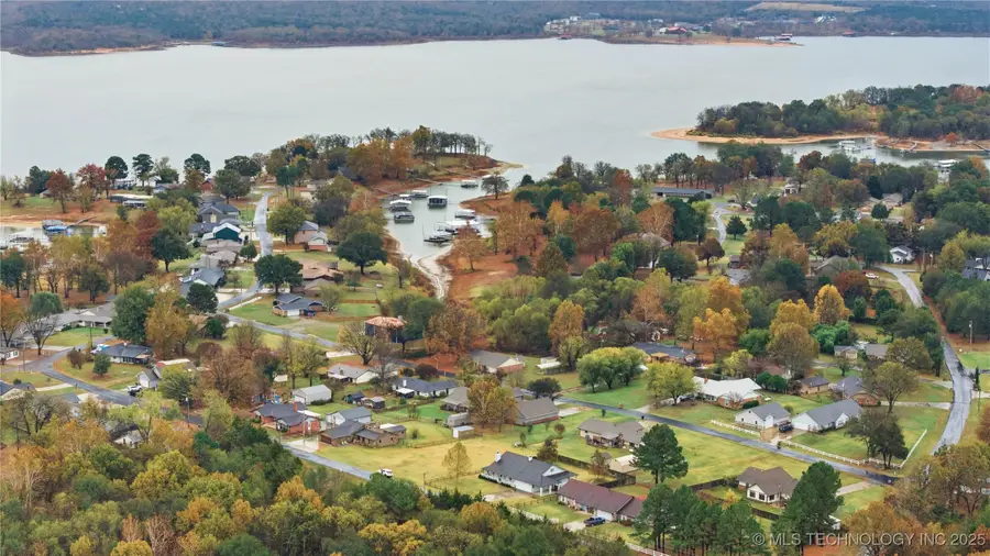 60 Edgewood Road, Eufaula, OK 74432 - Image #2