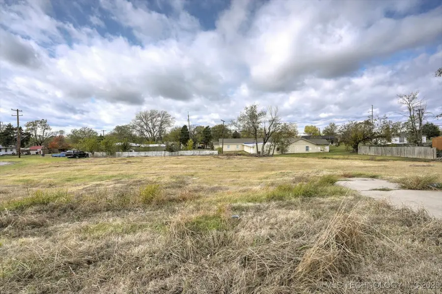 904 N 9th Street, Sapulpa, OK 74066 - Image #2