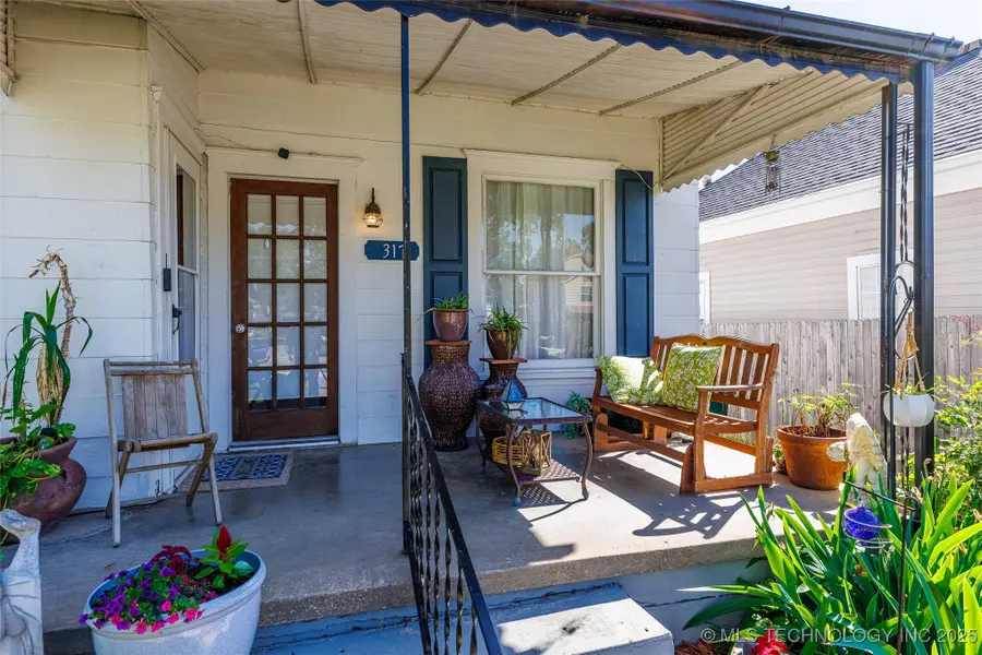 317 E 4th Street, Claremore, OK 74017 - #3