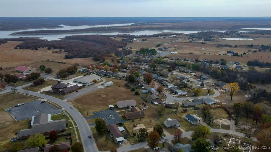 192 Greenbriar Circle, Mannford, OK 74044 - Image #2