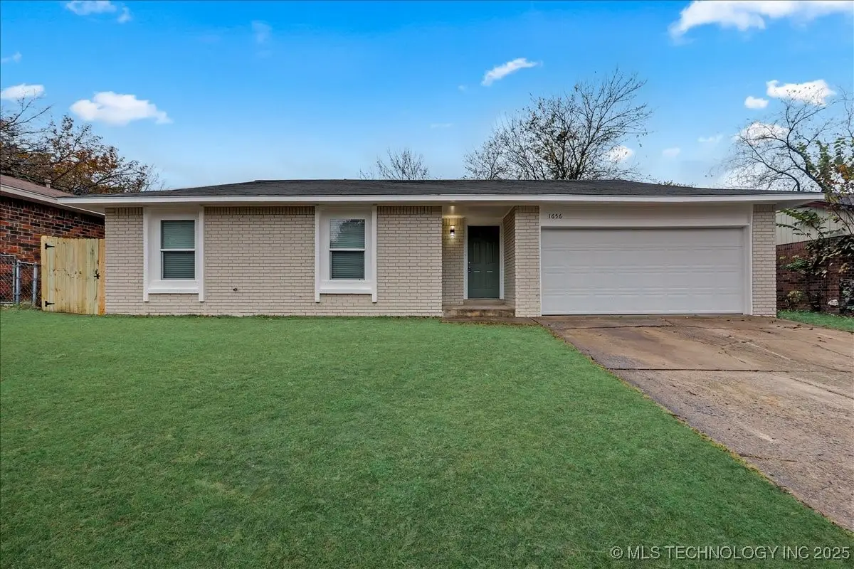 1656 S Sycamore Avenue, Broken Arrow, OK 74012 - Image #1