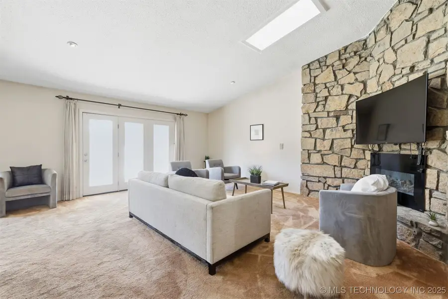 6738 S Louisville Avenue, Tulsa, OK 74136 - Image #3