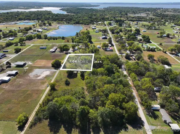 1920 Green Meadow Road, Checotah, OK 73160