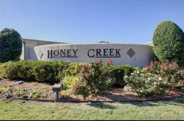 8303 S 84th East Place, Tulsa, OK 74133