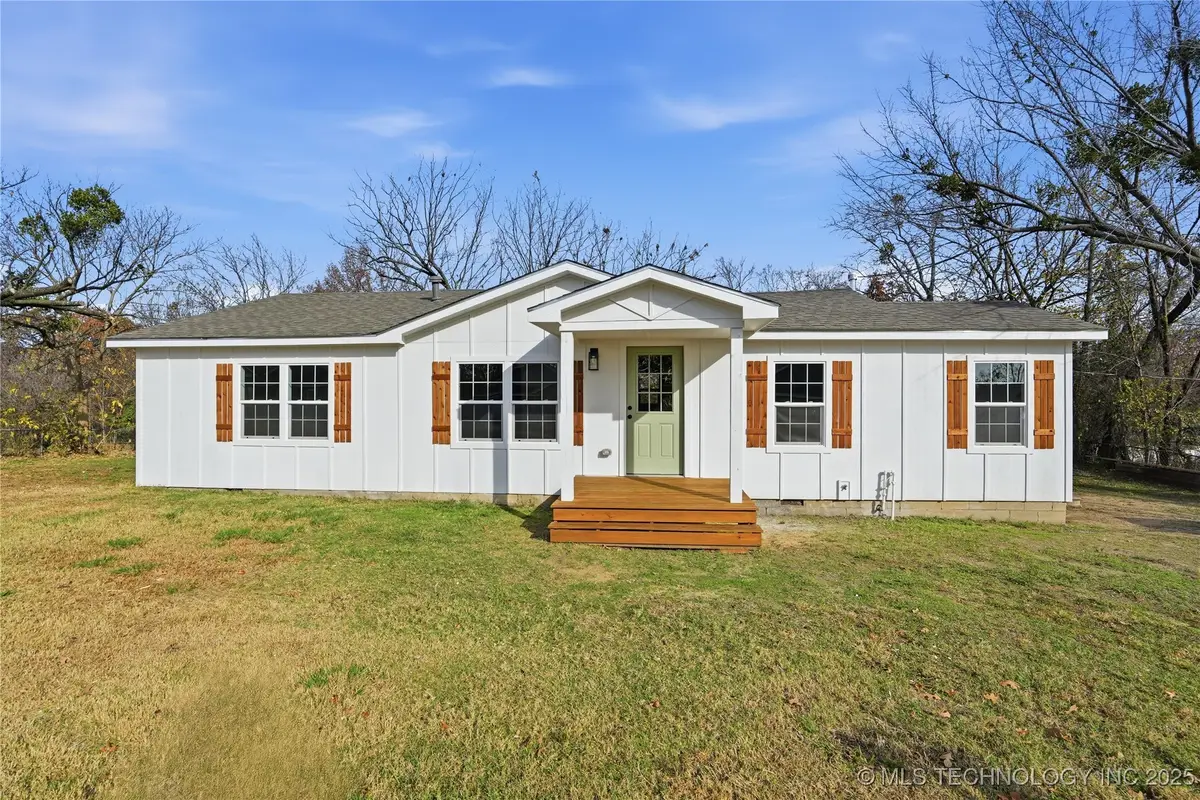 311 E Indiana Avenue, Kiefer, OK 74041 - Image #1