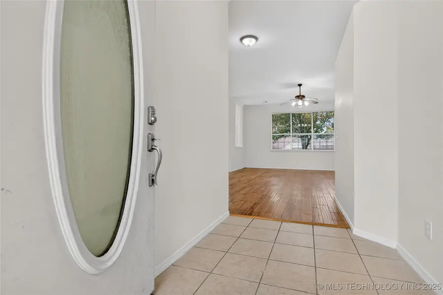 4743 Sunview Court, Bartlesville, OK 74006 - Image #3