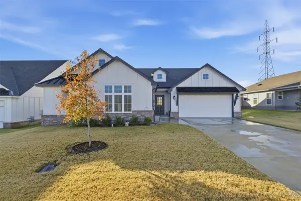 7402 E 89th Street N, Owasso, OK 74055