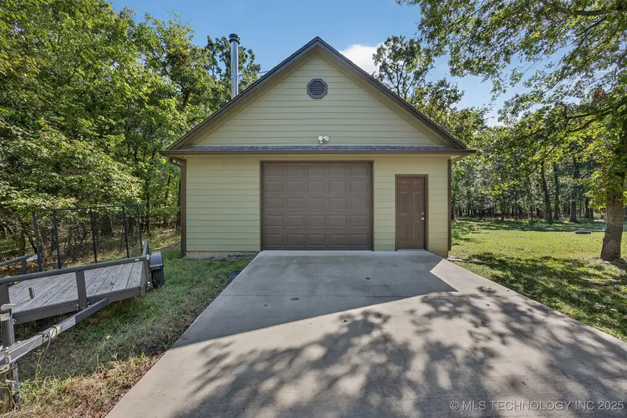 4992 E Cedar Ridge Road, Claremore, OK 74019 - Image #2