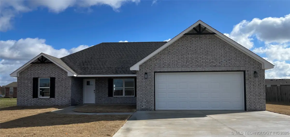 5905 Bluestem Way, Chelsea, OK 74016 - Image #1
