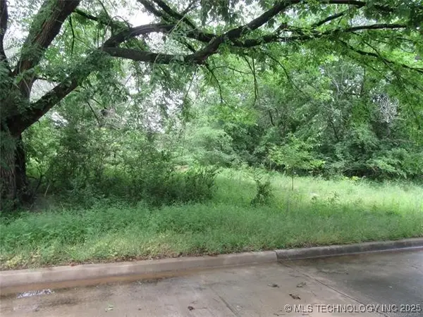 N 9th Street, McAlester, OK 74501